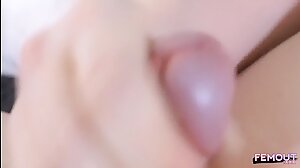 Thumb 32